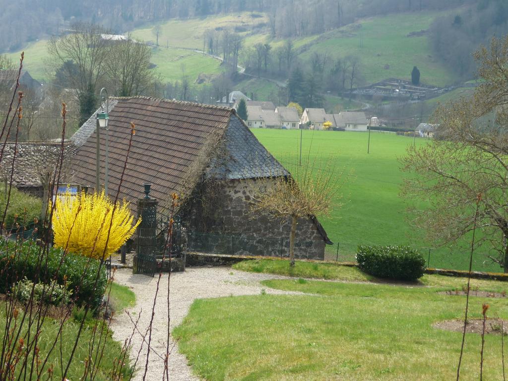 Auberge De L'Aspre Fontanges Dış mekan fotoğraf